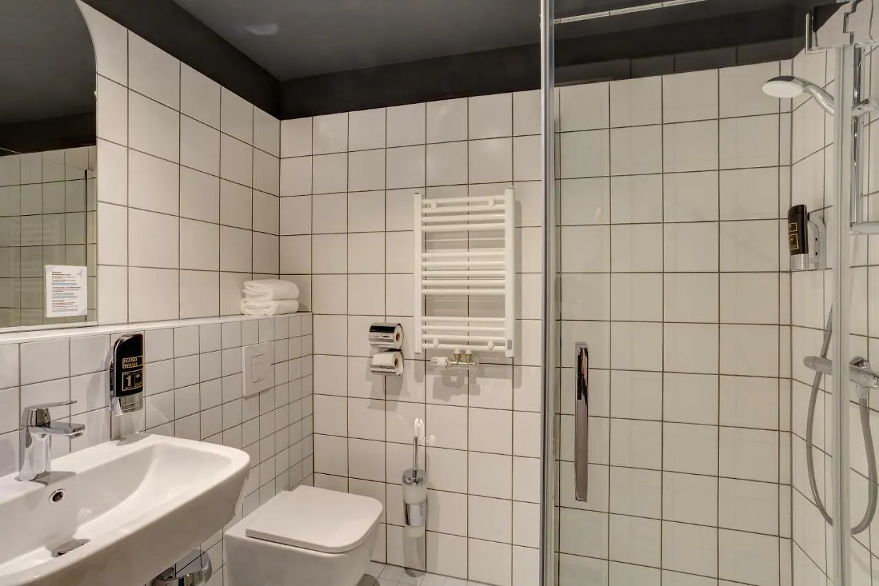 MEININGER Hotel Bruxelles Gare du Midi Saint-Gilles